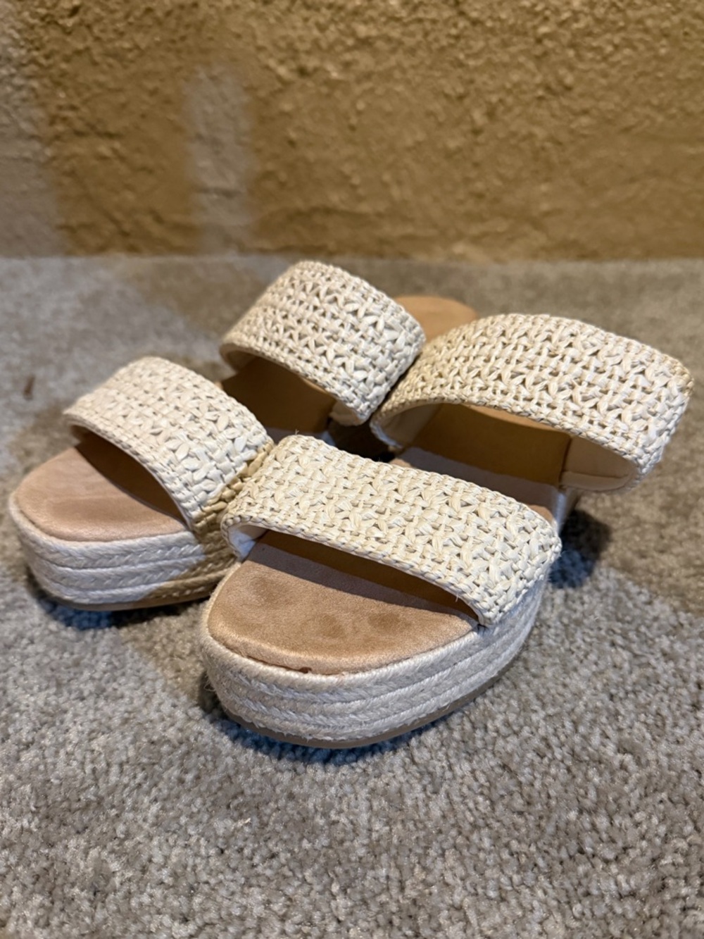 Old Navy sandals - Picture 2 of 5